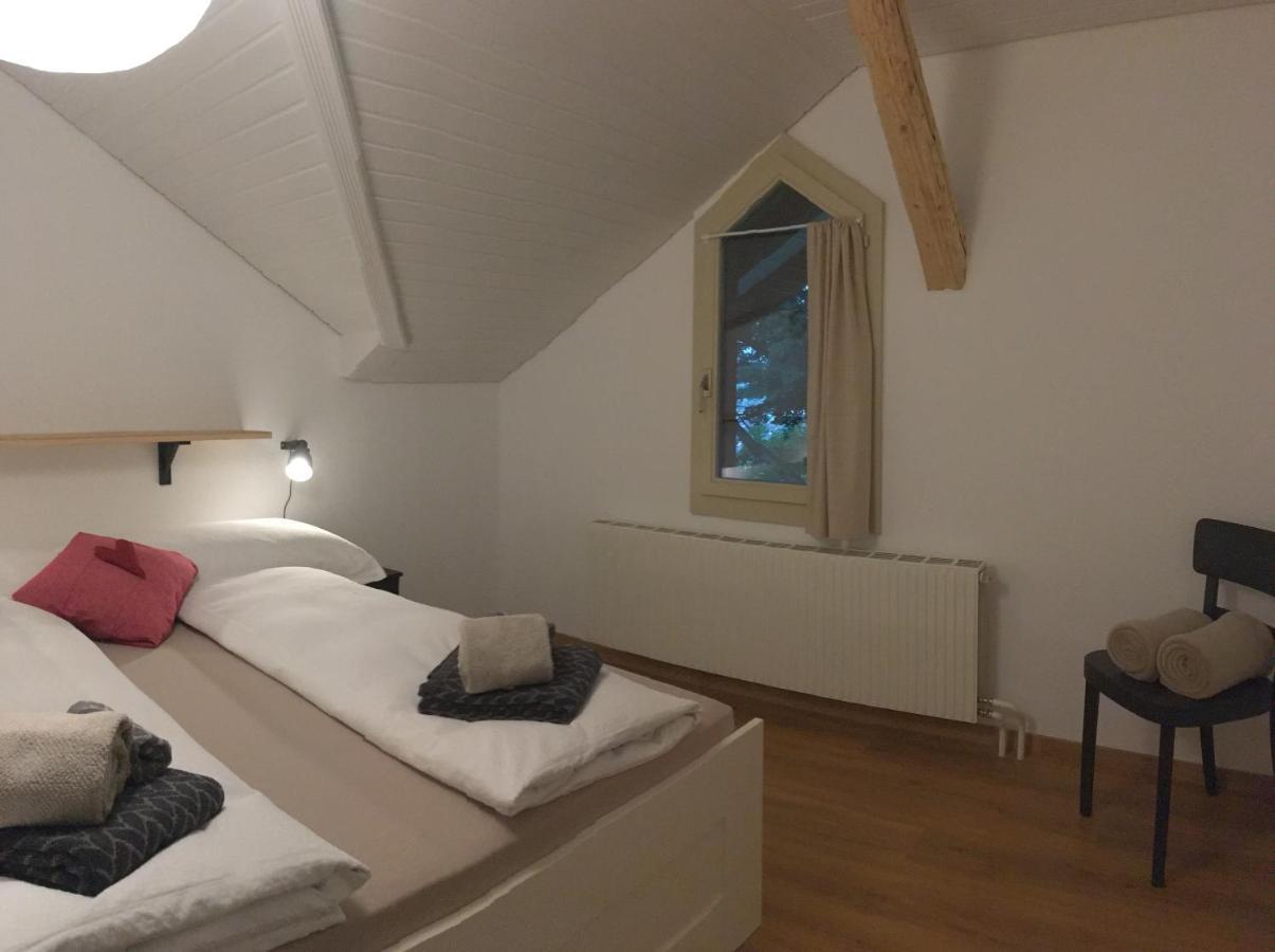 B3 Apartment Gsteigwiler Екстер'єр фото